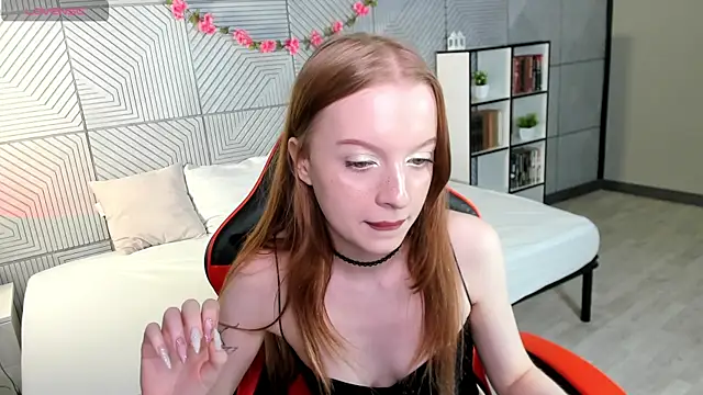 KellyMoans webcam