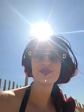 BlackLotusgirl webcam