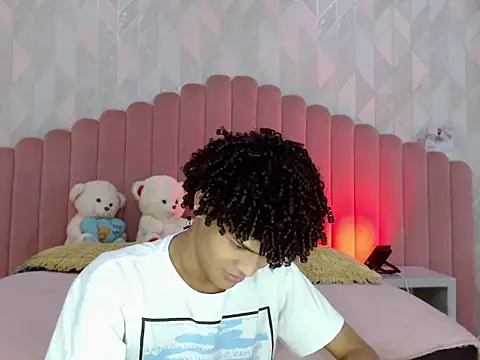 MatewHottxxx webcam