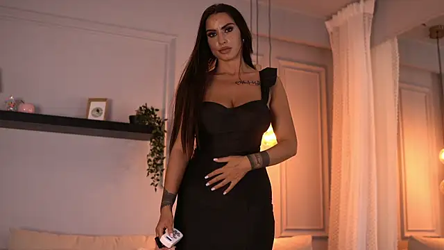 SiennaHays webcam