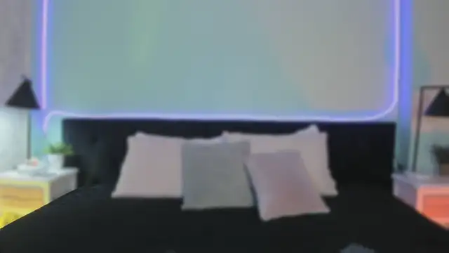 Freyaa_stone_ webcam