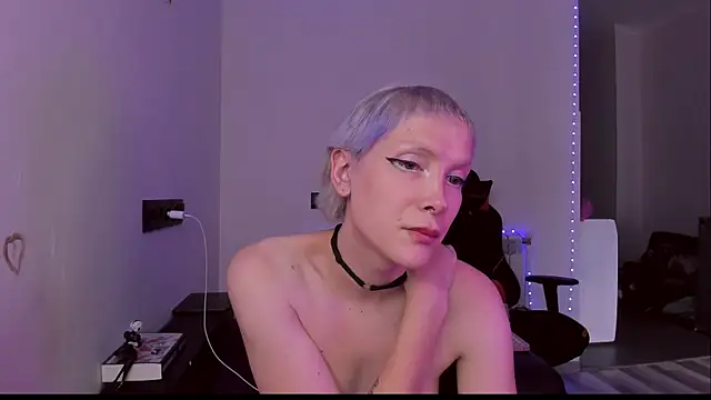 Lyricca webcam