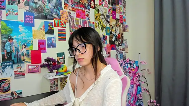 AlishaTempt webcam