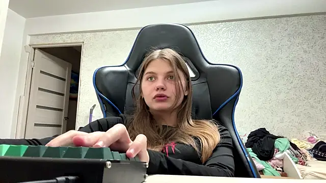 RinaKim_ webcam