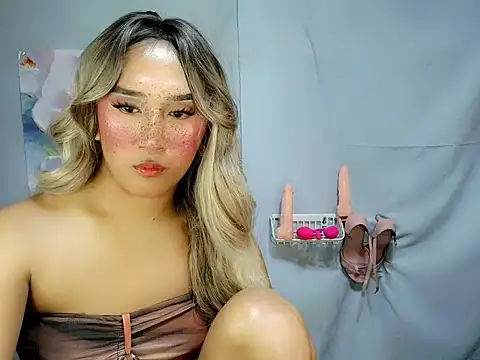 Lesly_More webcam