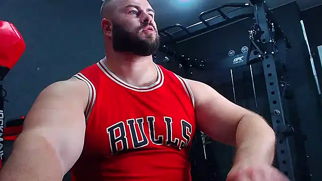 muscularjohnforuX webcam
