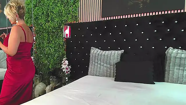 InannaStar webcam
