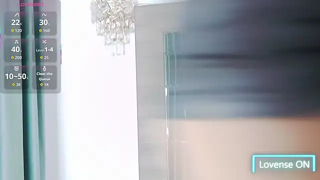 Lorehottie webcam