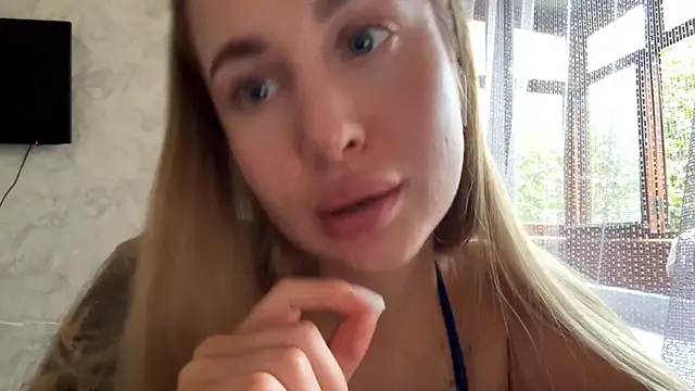 Micky_blush webcam
