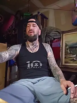 Beardedtattood live sex cam