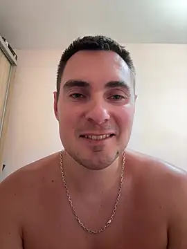 Rowing199456 live cam on StripChat