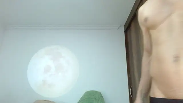 Noah_jhonsonn webcam
