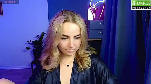 Mira_Mermayd webcam