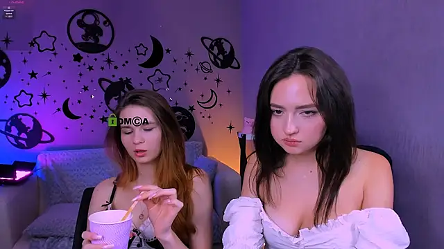 angie_foxy1 webcam