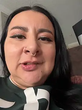 Abril_Luv webcam
