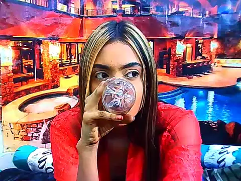 IndianPretty14u2Luv webcam
