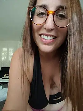 Maya_Brooke webcam