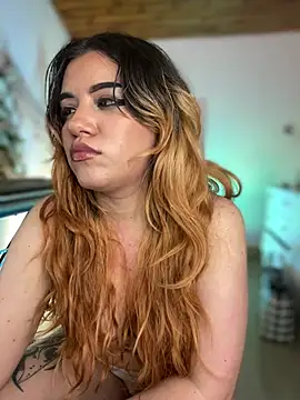 NikkiNix
