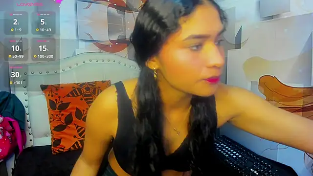 malaika_chalo webcam