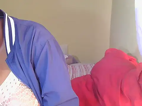 DESIRESSKISS webcam