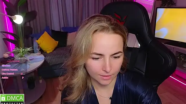 Mira_Mermayd webcam