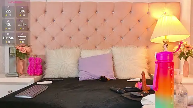 AlizonMoreti live cam on StripChat