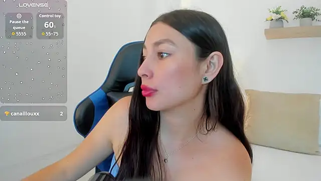 bella_99_ live cam on StripChat