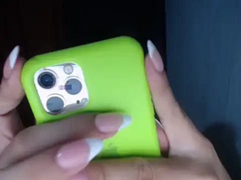 BriannaCruz24 webcam