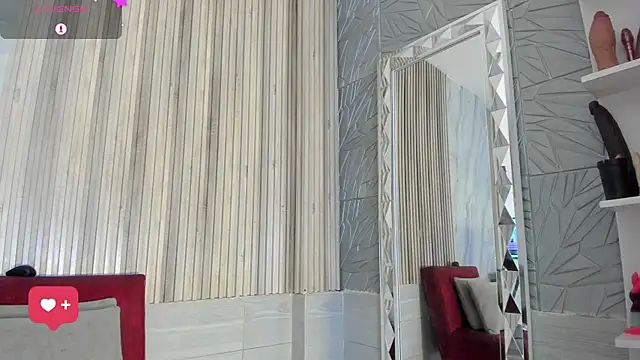 BriannaChelsea webcam