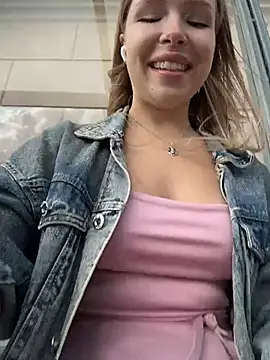 Liza_risky 🤥 online naked stream