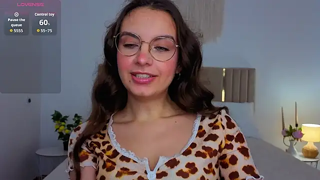 Real_cutie1 webcam