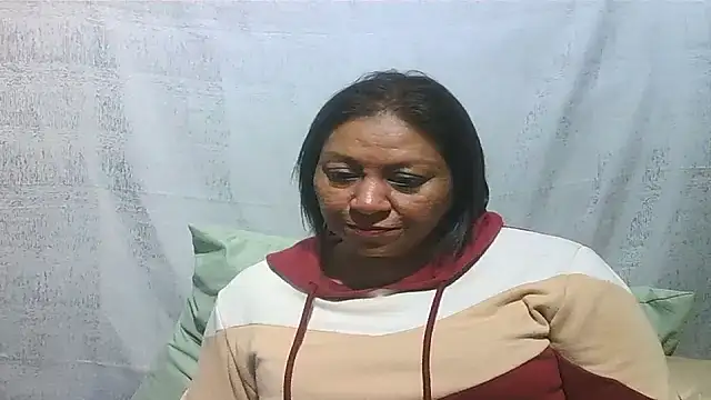 IndianSexyMilf69