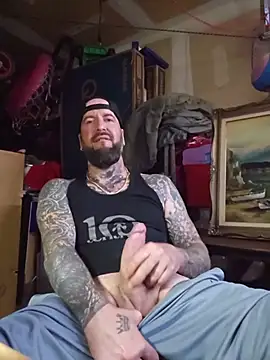 Beardedtattood live sex cam