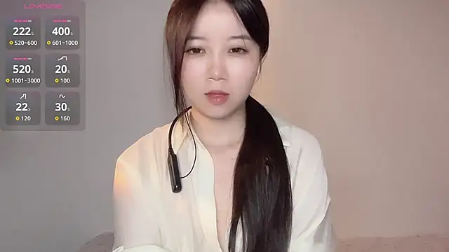 77-Vicky webcam