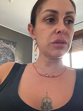 AmandaArt 🌞 live naked chat