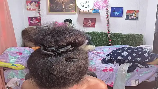 thianahorny webcam