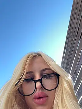Steffi_Snowbunny