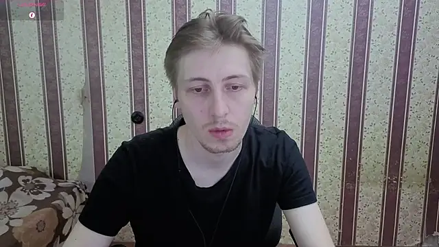 Darien_Brown webcam