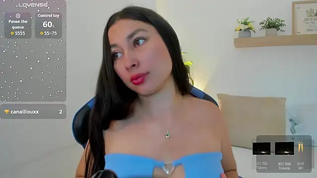 bella_99_ live cam on StripChat
