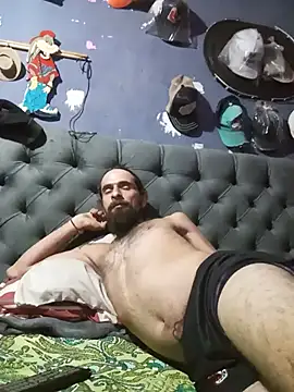 hairy_mannn webcam
