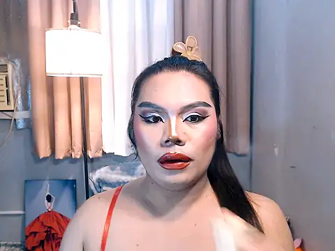 TSbrianaHugeCock webcam