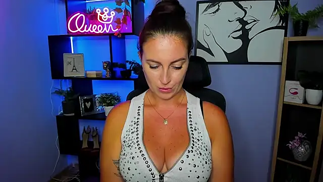 FUN_AMI live cam on StripChat