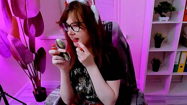 CarolGiggly webcam