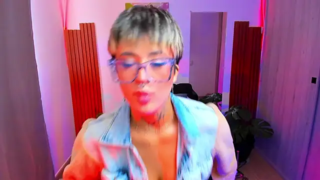 Rebeka-baker webcam