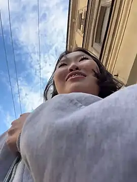 CreamPuff- live sex cam