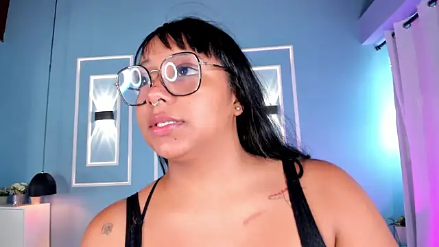 isabella_zc webcam