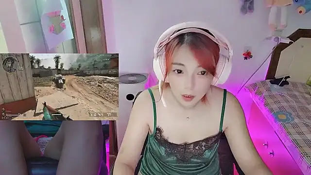 Song_99 webcam