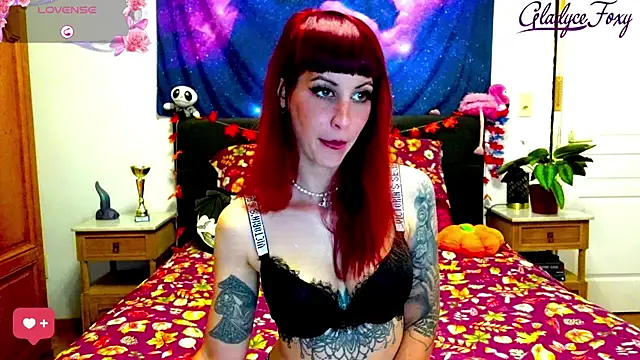 Gladyce_Foxy webcam