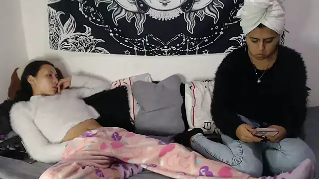 abby_n_emily webcam