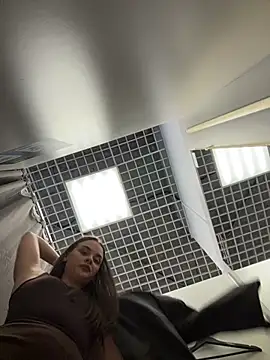 KristiRich webcam